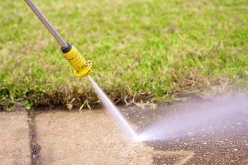 How Salt, Ice, and Snow Affect Your Concrete and Driveways in Columbia, MO